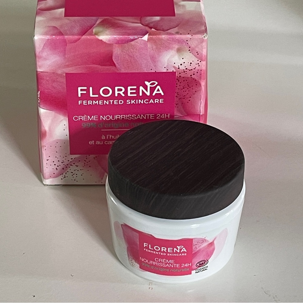 Skincare & Haircare Bundle - Picture 7 of 13